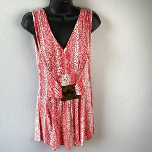 Liz Lange Small Coral and White summer tank